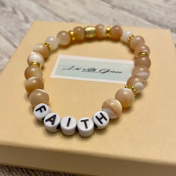 Faith Letter Bracelet Polished Mother of Pearl tan & white, stretch, gold - Picture 5 of 5